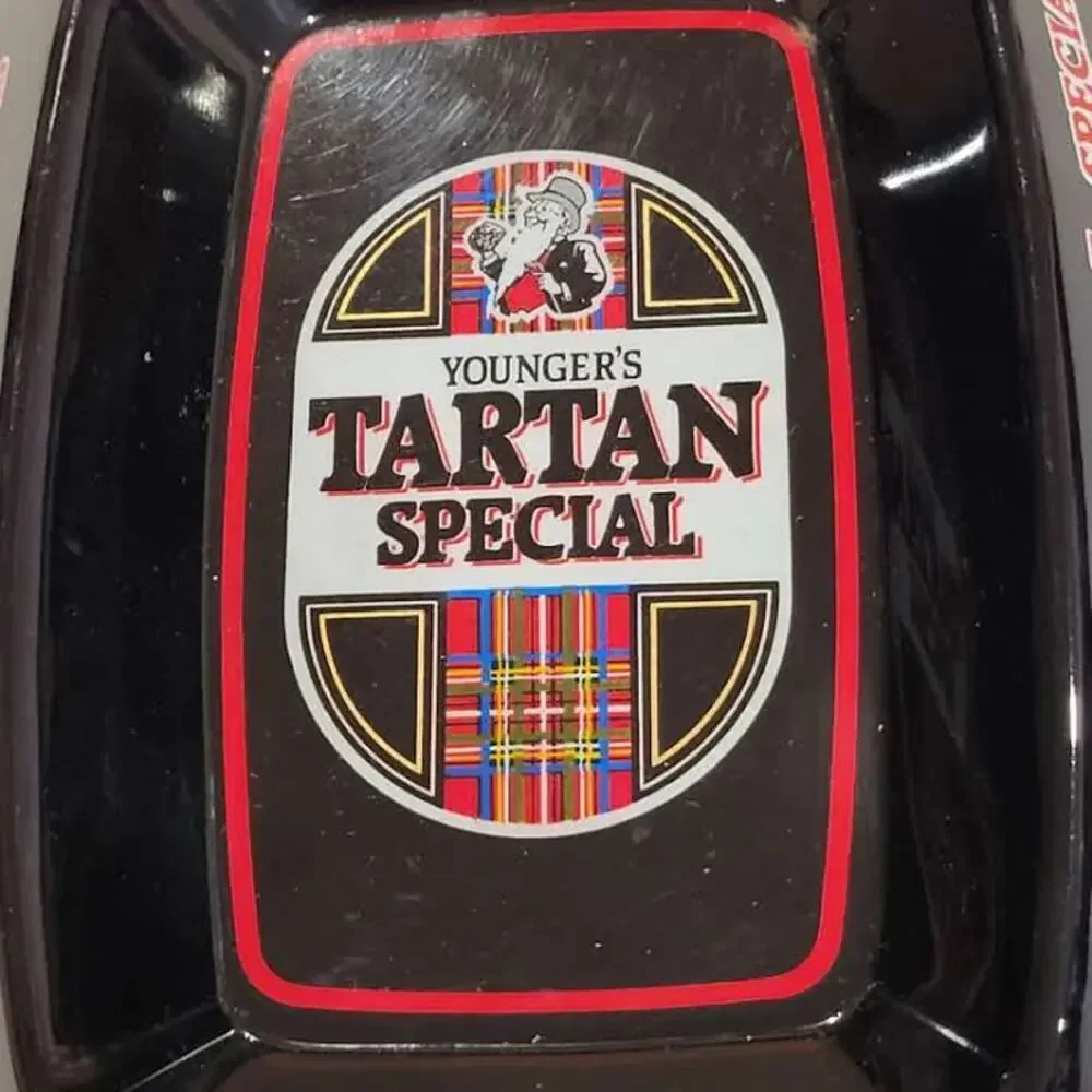 Vintage Younger’s Tartan Special Ash Tray Ornamin Made in Great Britain